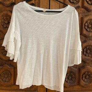 Elan white top- flare sleeve. Size small good condition
